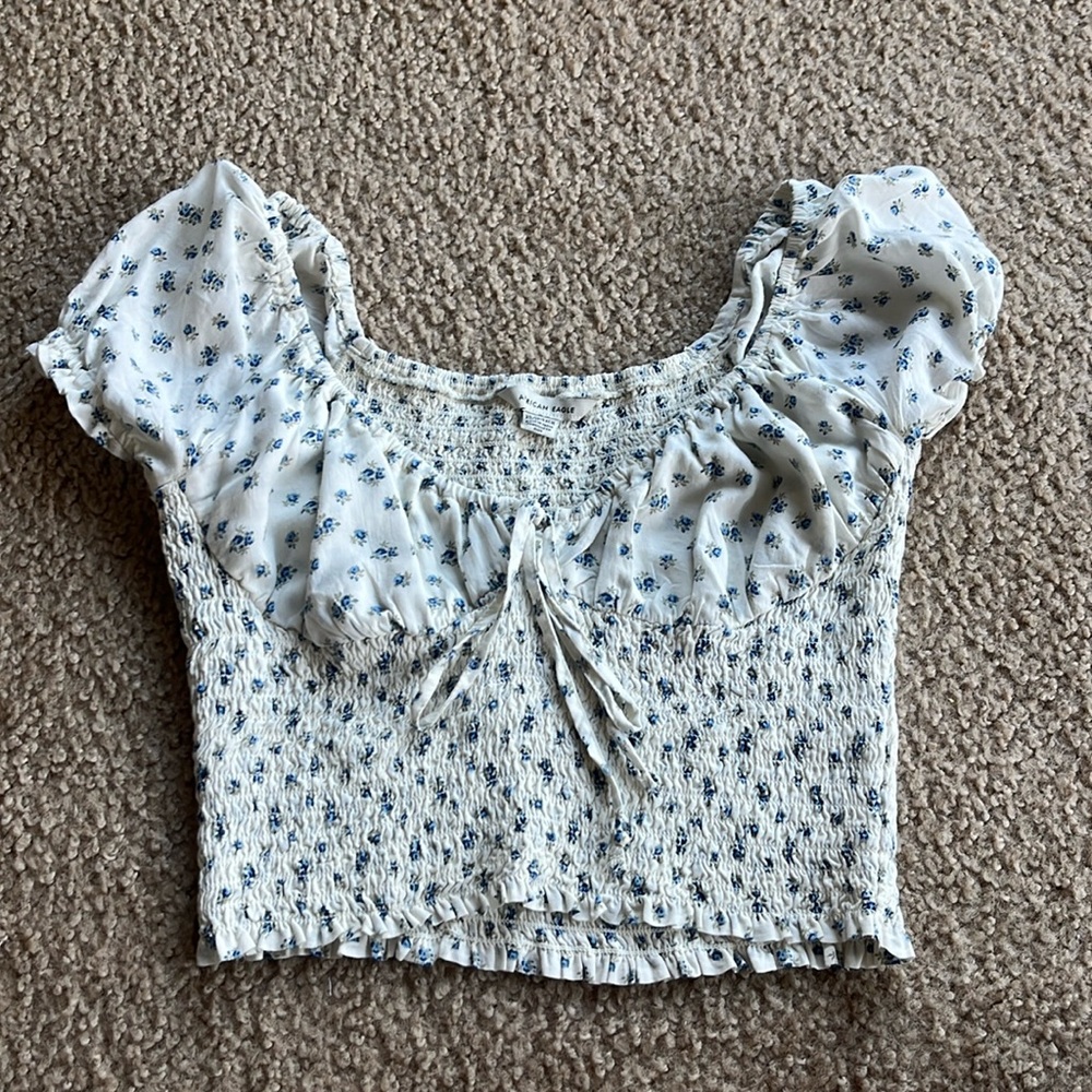 baby doll top worn about 4 times it’s a old model so you can’t find it in stores